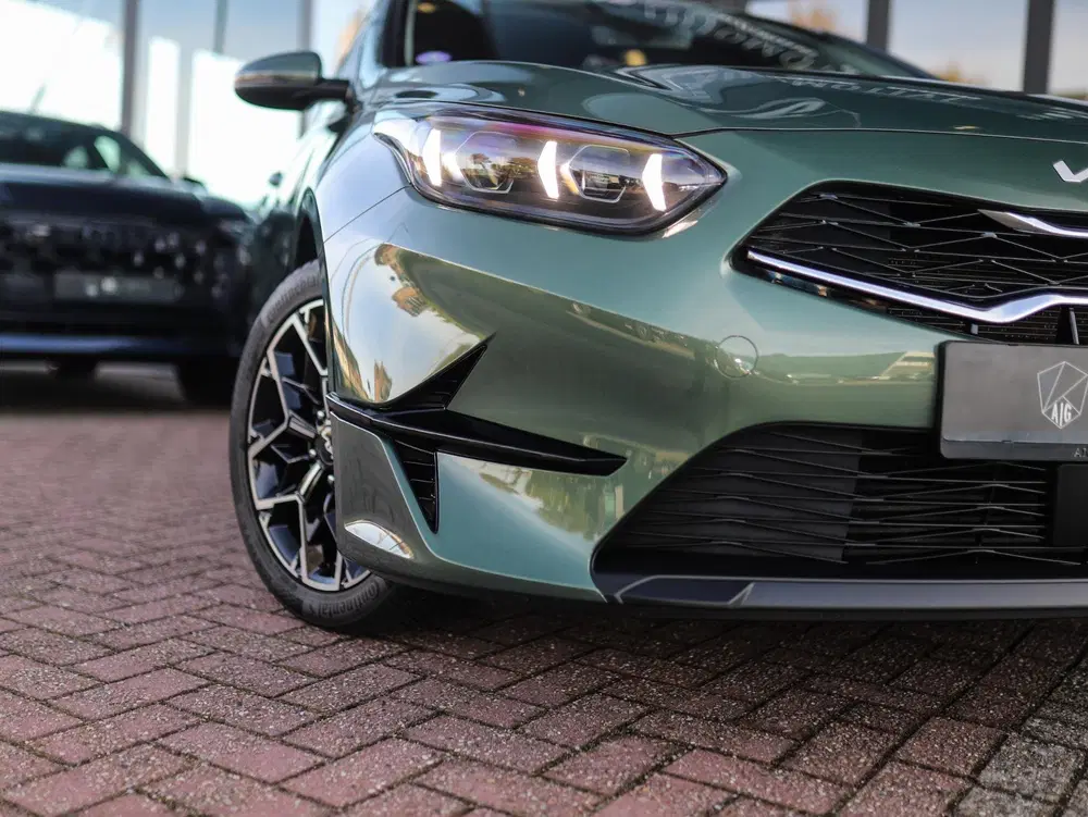 Kia Ceed 1.5 T-GDi MHEV DynamicPlusLine uit 2023, foto 11