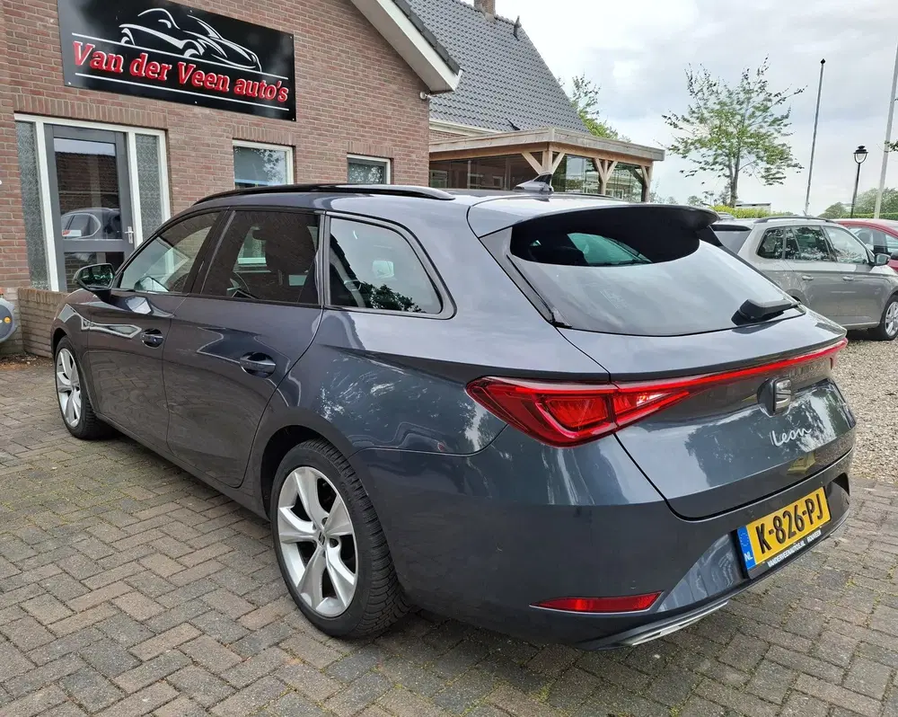 SEAT Leon 1.5 eTSI FR Launch Edition. 1ste eige uit 2021, foto 3