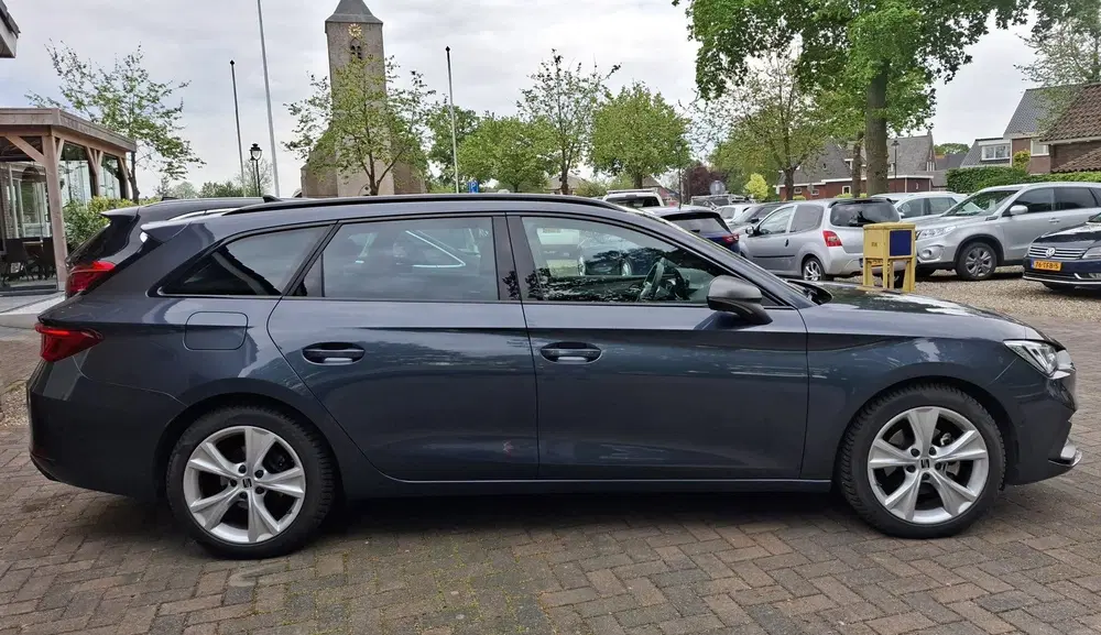 SEAT Leon 1.5 eTSI FR Launch Edition. 1ste eige uit 2021, foto 6