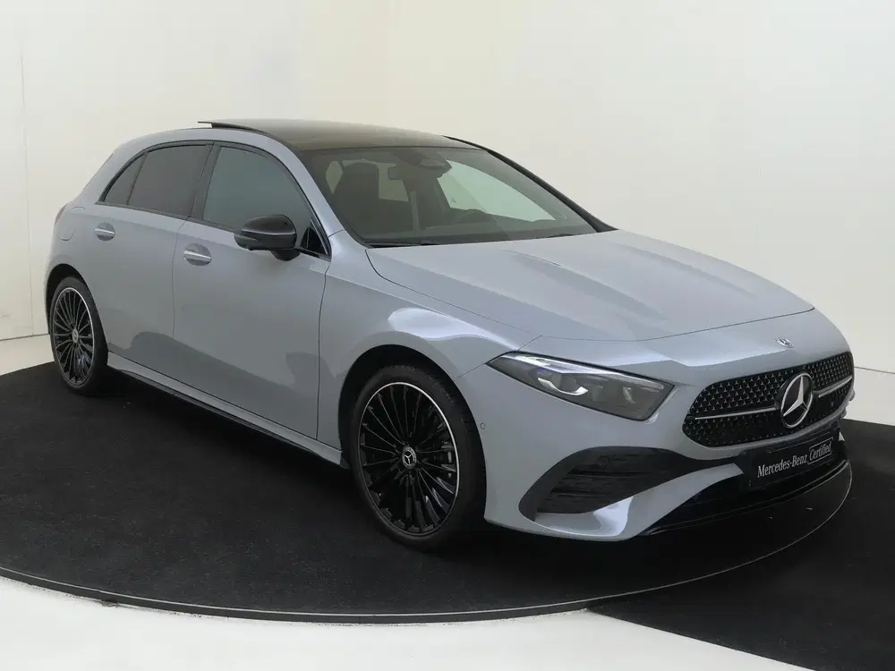 Mercedes-Benz A-Klasse 250 e 140 Year Edition uit 2026, foto 2