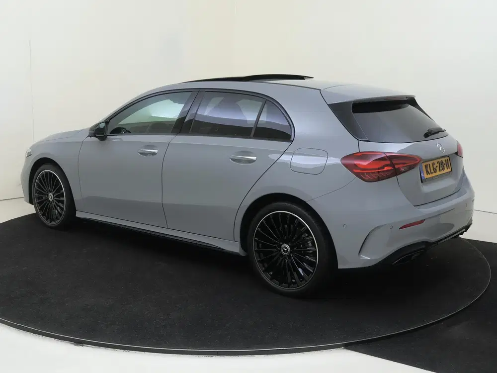 Mercedes-Benz A-Klasse 250 e 140 Year Edition uit 2026, foto 3