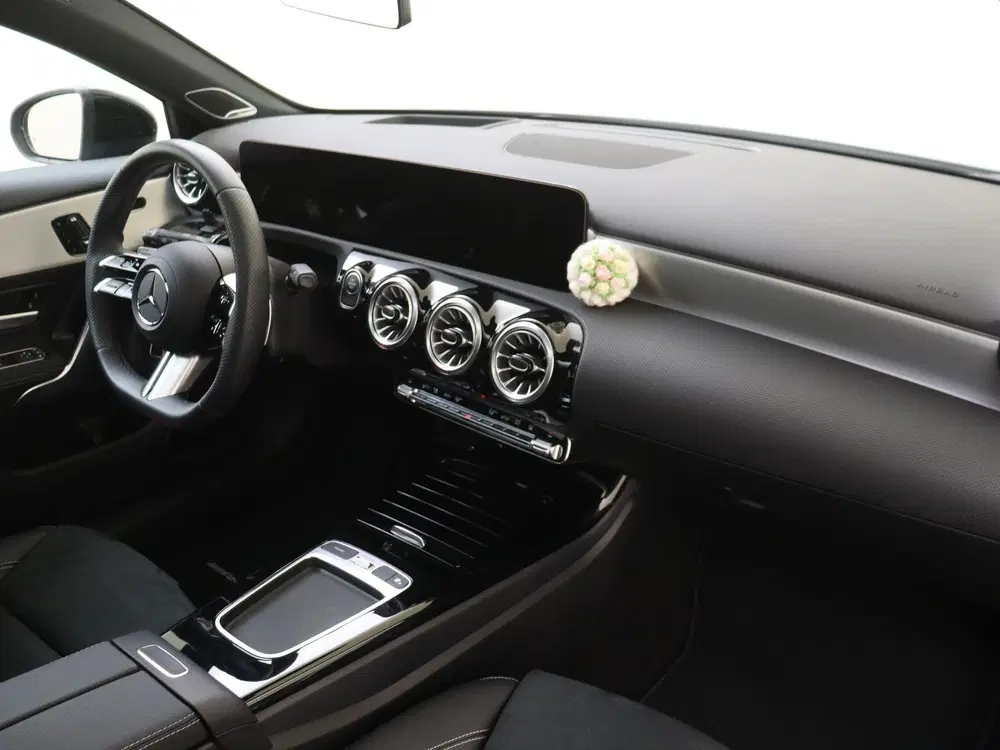 Mercedes-Benz A-Klasse 250 e 140 Year Edition uit 2026, foto 5