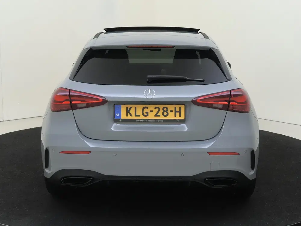 Mercedes-Benz A-Klasse 250 e 140 Year Edition uit 2026, foto 7