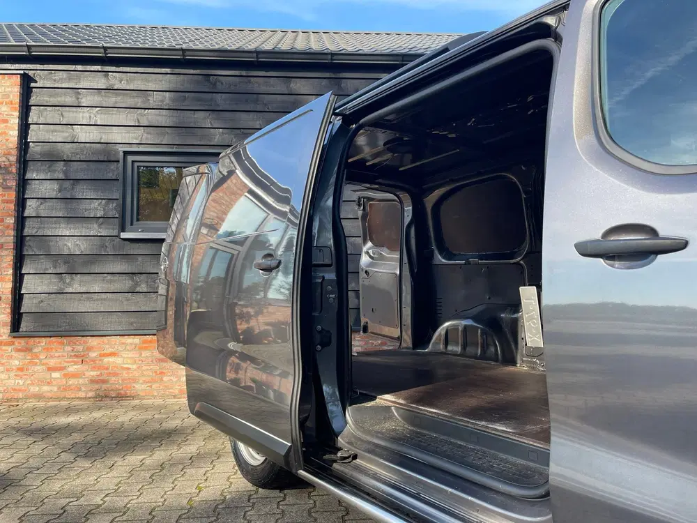 Opel Vivaro 1.5 CDTI L2H1 uit 2021, foto 11