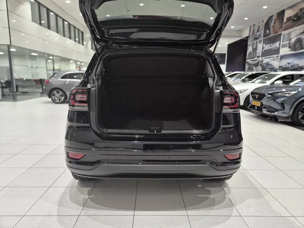 Volkswagen T-Cross 1.5 TSI Style Business R-line uit 2024, foto 9