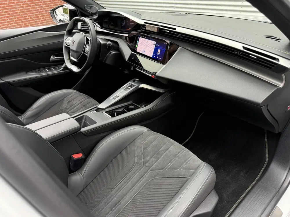 Peugeot 308 1.2 PureTech Active Pack Carplay Pano Crui uit 2023, foto 4