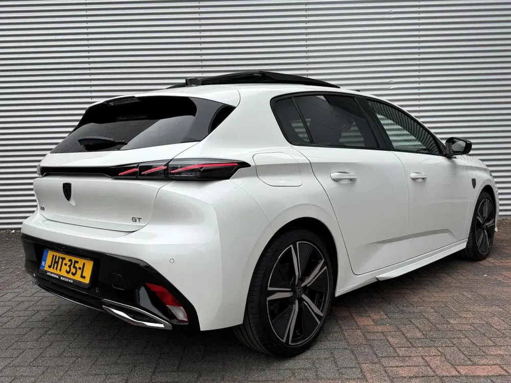 Peugeot 308 1.2 PureTech Active Pack Carplay Pano Crui uit 2023, foto 7