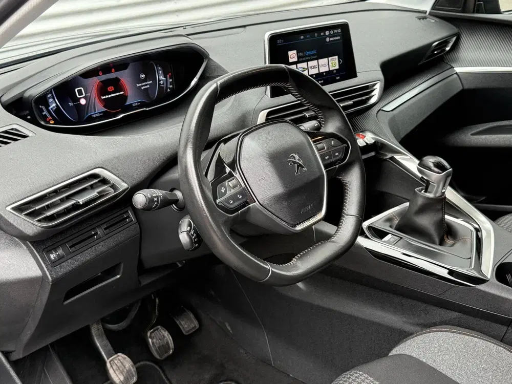 Peugeot 3008 1.2 Cruise Carplay Camera NL Auto Unkiek 7 uit 2020, foto 5