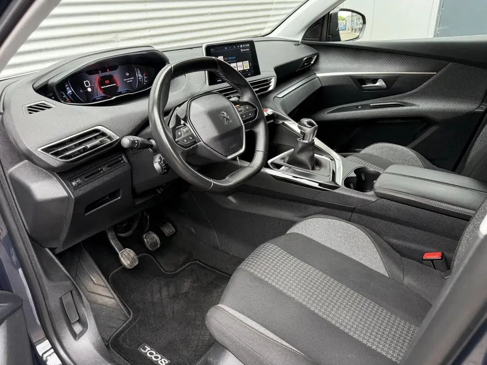 Peugeot 3008 1.2 Cruise Carplay Camera NL Auto Unkiek 7 uit 2020, foto 6