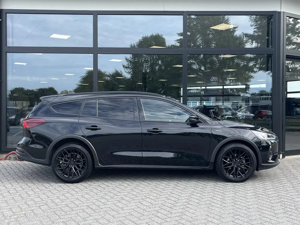Ford Focus 1.0 Ecoboost Active ACC uit 2024, foto 3
