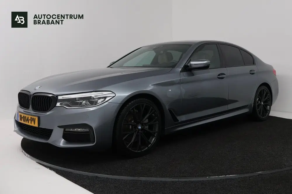 BMW 5-serie 5 Serie 520i High Executive Edition (STOEL uit 2020