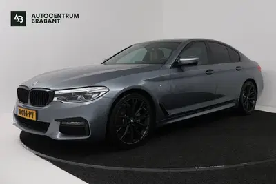 BMW 5-serie 5 Serie 520i High Executive Edition (STOEL uit 2020