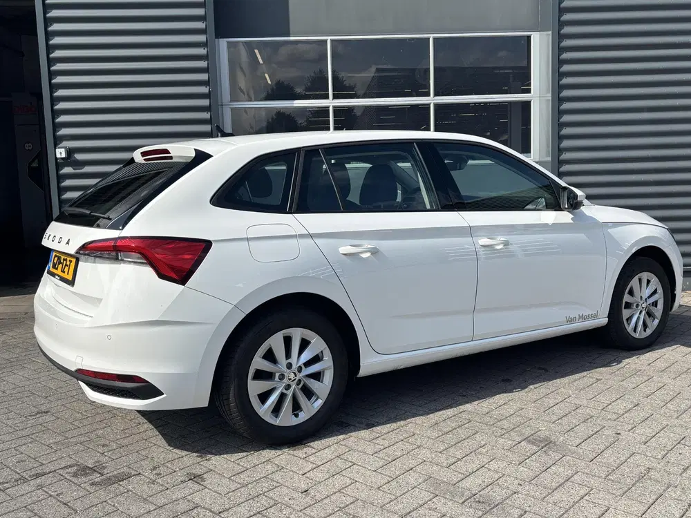 Skoda Scala 1.0 TSI Business Edition uit 2024, foto 3