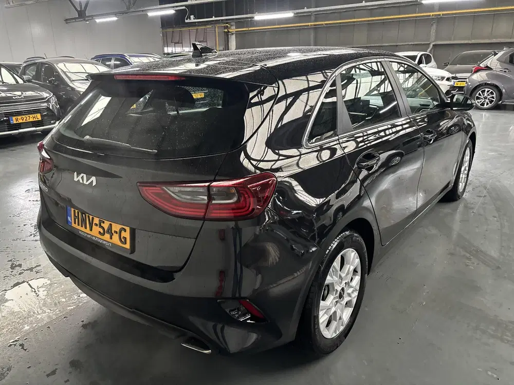 Kia Ceed 1.5 T-GDi DynamicLine uit 2025, foto 9
