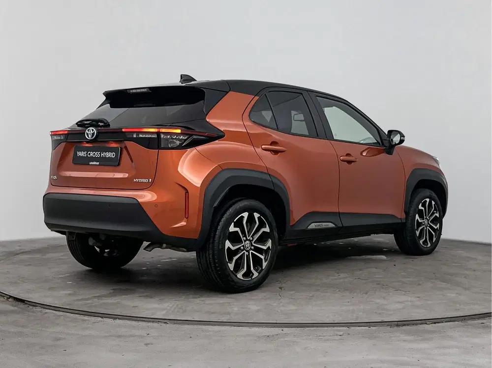 Toyota Yaris Cross 1.5 Hybrid Dynamic uit 2023, foto 2