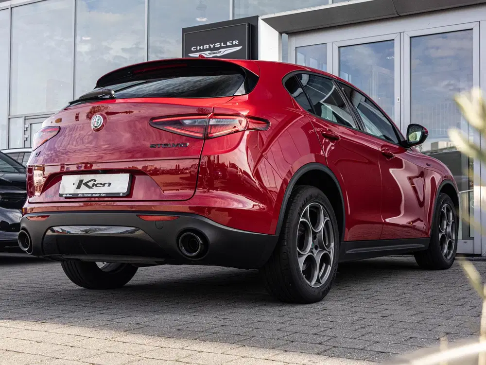 Alfa Romeo Stelvio 2.0 T AWD Q4 uit 2021, foto 4