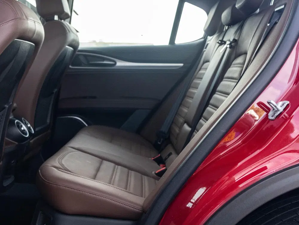 Alfa Romeo Stelvio 2.0 T AWD Q4 uit 2021, foto 8