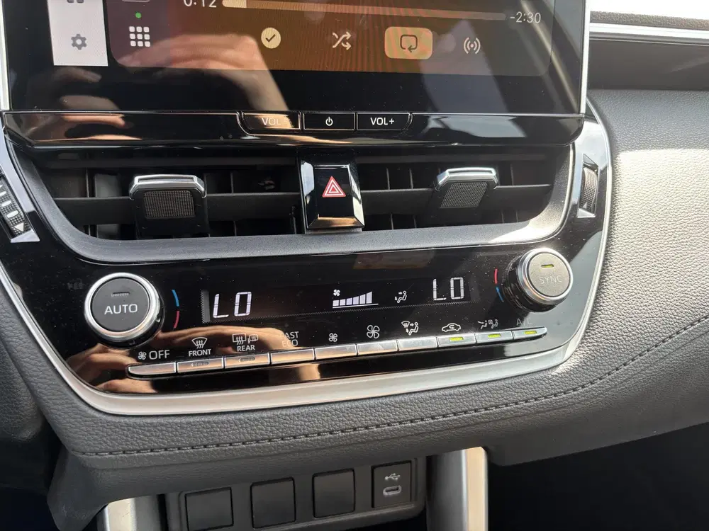 Toyota Corolla Cross Hybrid 140 Dynamic uit 2024, foto 4