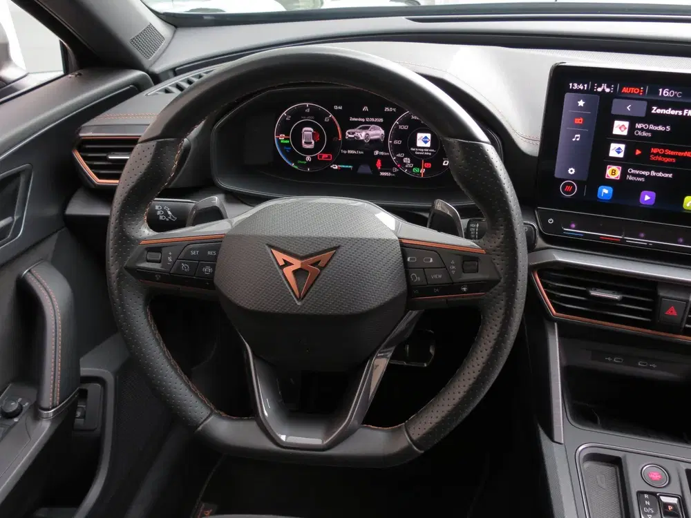 Cupra Formentor 1.4 e-Hybrid VZ 245 TRIBE EDITION Camera uit 2024, foto 8