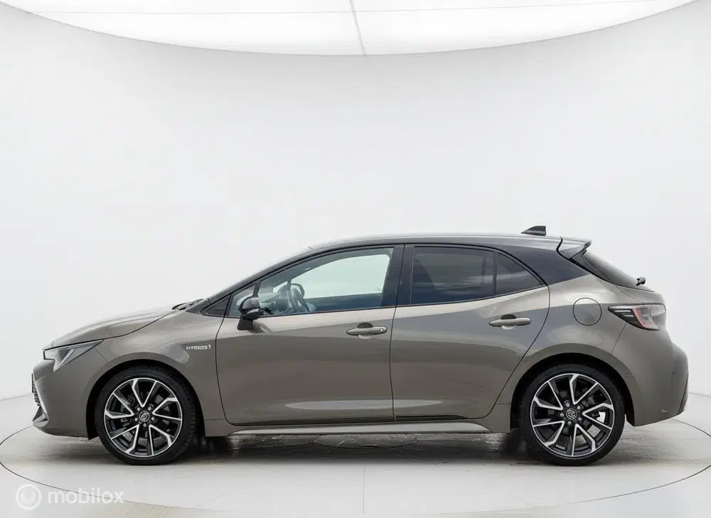 Toyota Corolla 2.0 Hybrid Executive JBL HUD uit 2019, foto 6