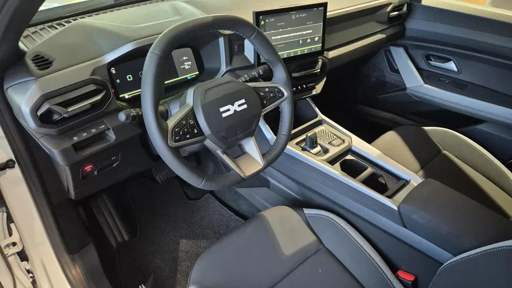 Dacia Bigster 1.8 Hybrid 155 Journey uit 2026, foto 2