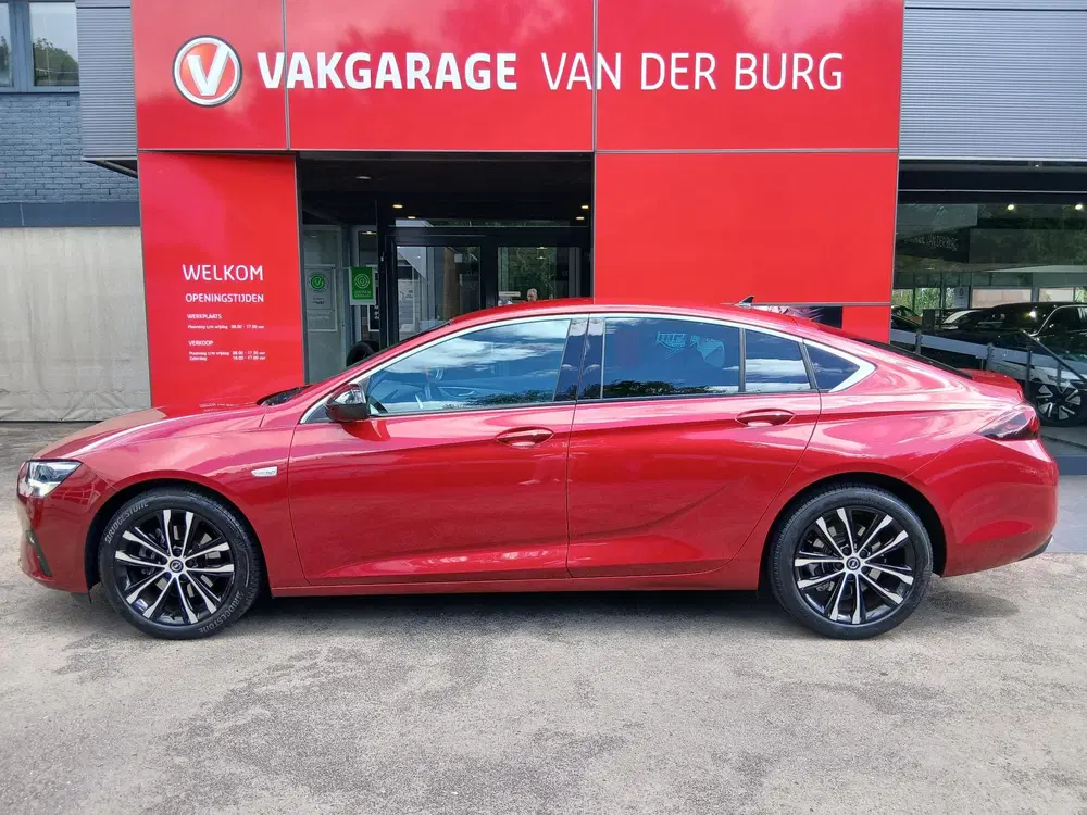 Opel Insignia Sport 2.0 Turbo Business Elegance Trekha uit 2020, foto 9