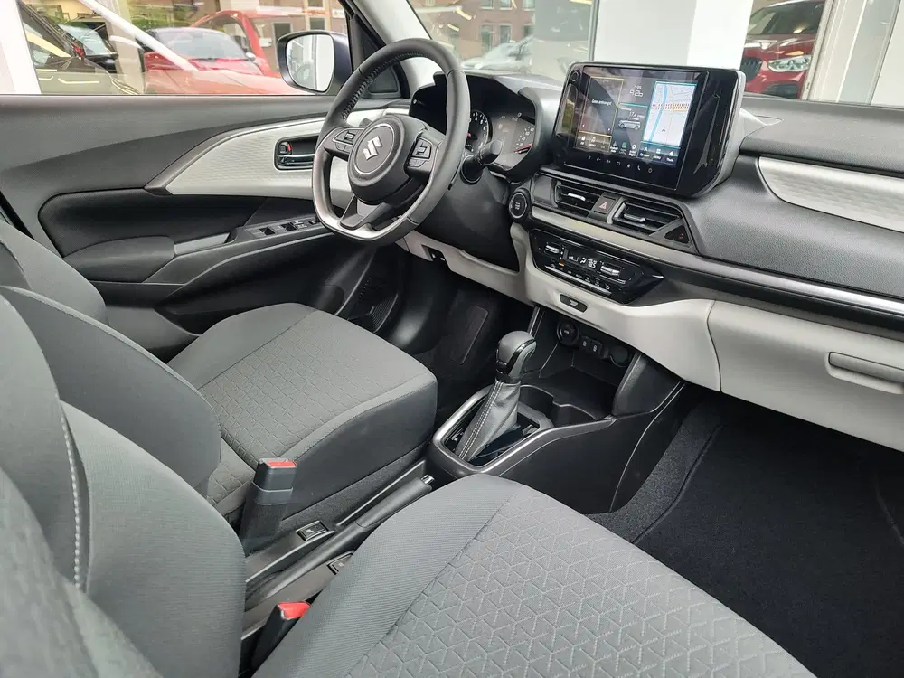 Suzuki Swift 1.2 STYLE SMART HYBRID AUTOMAAT Direct Lev uit 2026, foto 9