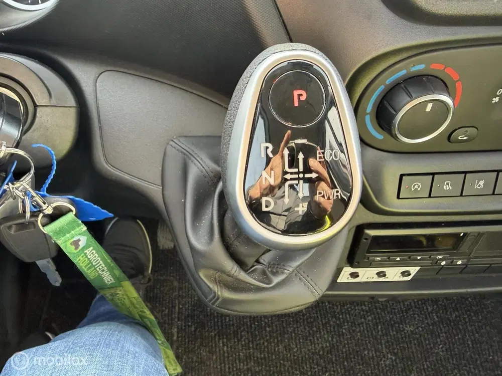 Iveco Daily 35C16D 2.3 410 gehele combi vervoer voor 3 uit 2024, foto 8