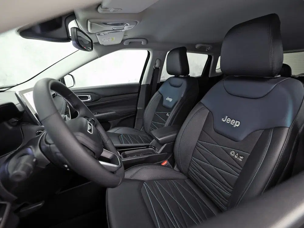 Jeep Compass 4xe 240 Plug-in Hybrid Electric Trailhawk uit 2022, foto 14