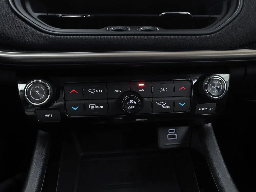 Jeep Compass 4xe 240 Plug-in Hybrid Electric Trailhawk uit 2022, foto 9