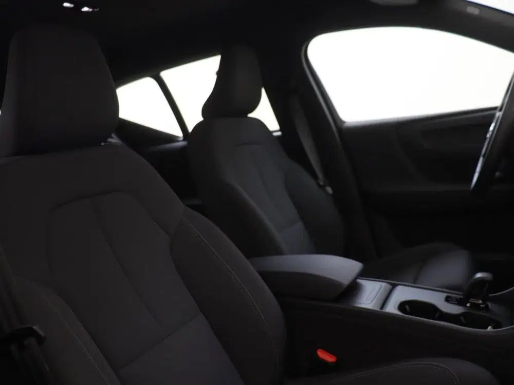 Volvo EX40 Extended Plus 82 kWh uit 2025, foto 14