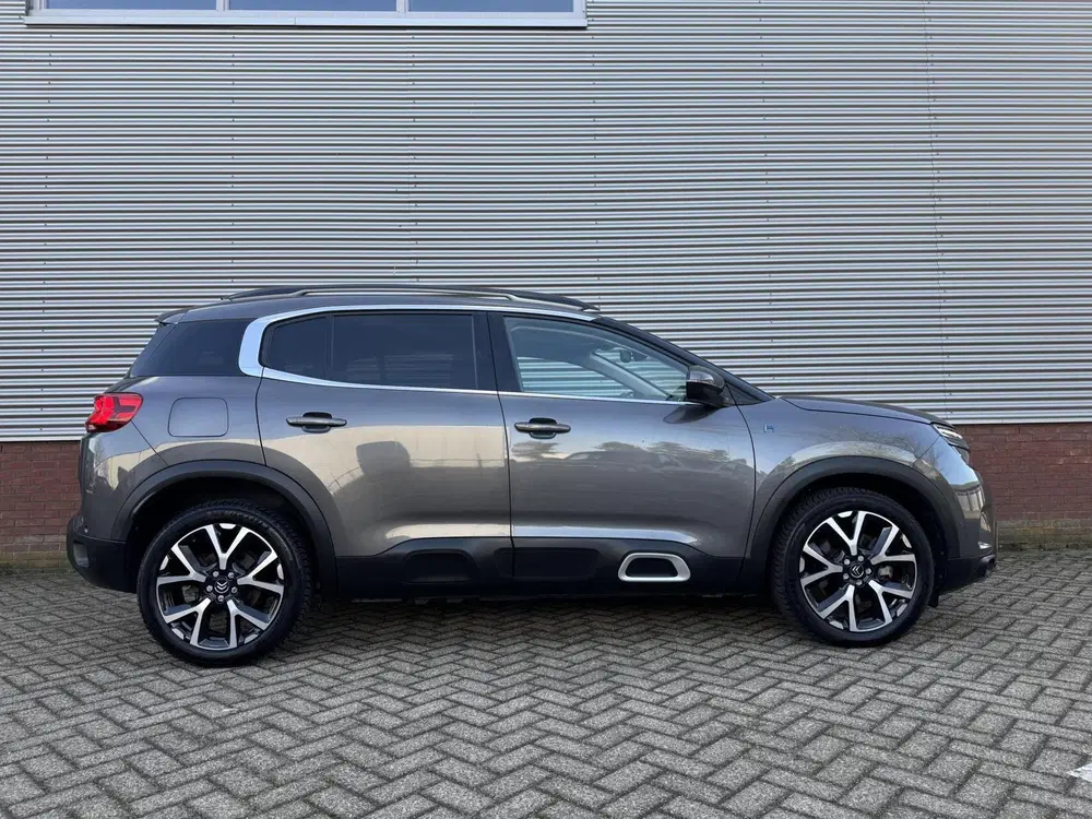 Citroën C5 Aircross Citroen C5 Aircross 1.6 Plug-in Hybrid 225 uit 2021, foto 5