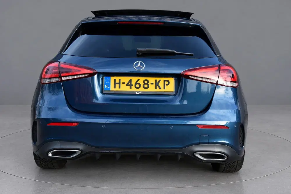 Mercedes-Benz A-Klasse 180 Business Solution AMG uit 2020, foto 9