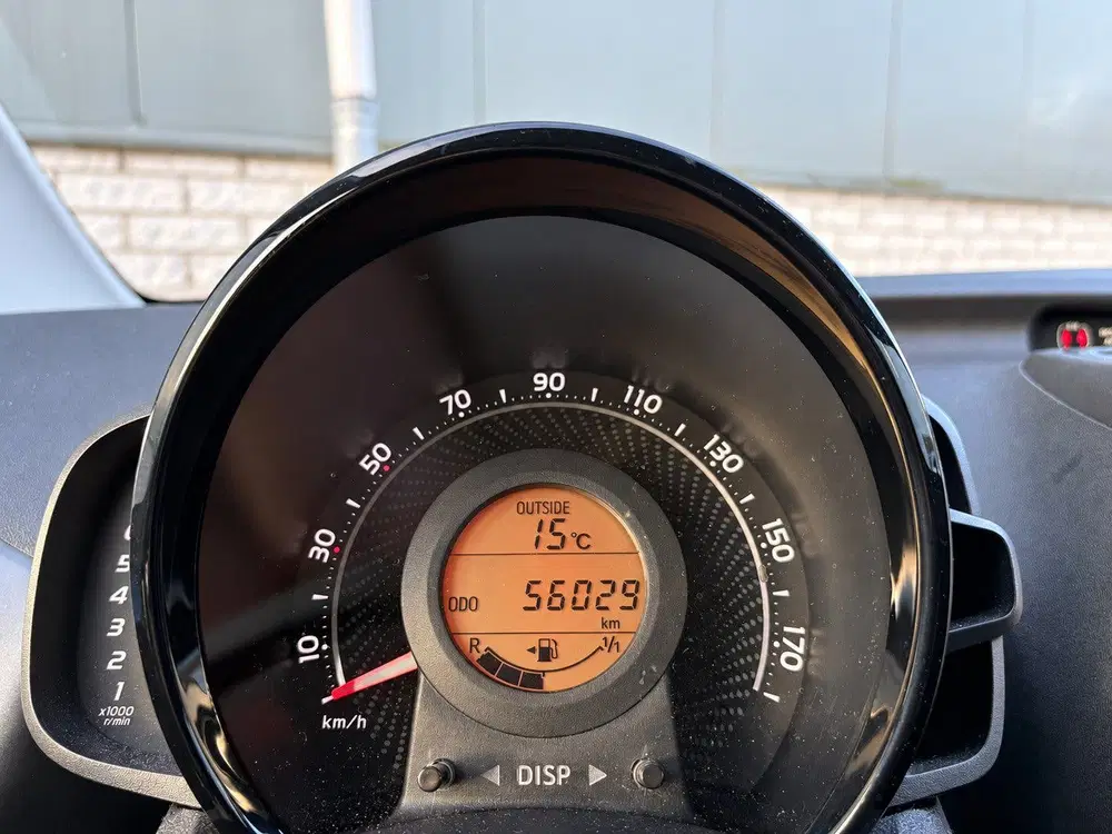 Toyota Aygo 1.0 VVT-i x-play limited-Dealer onderhoude uit 2019, foto 9