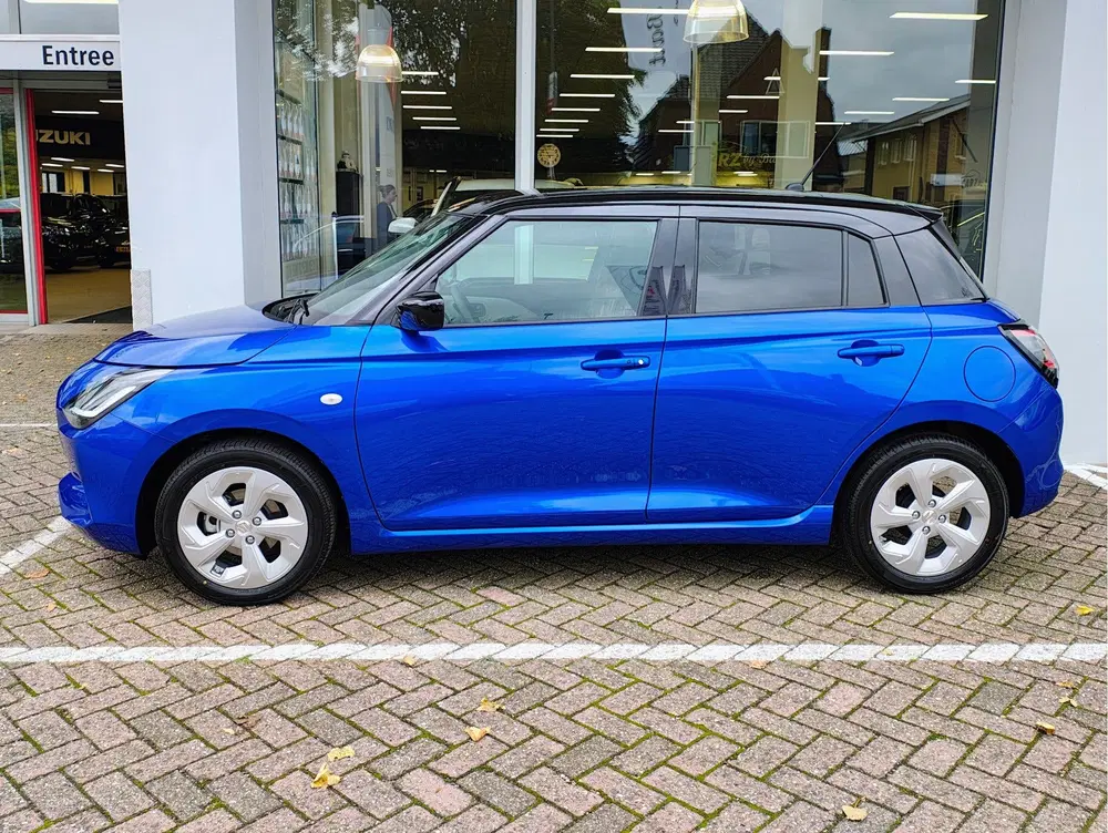 Suzuki Swift 1.2 STYLE SMART HYBRID AUTOMAAT Direct Lev uit 2026, foto 2