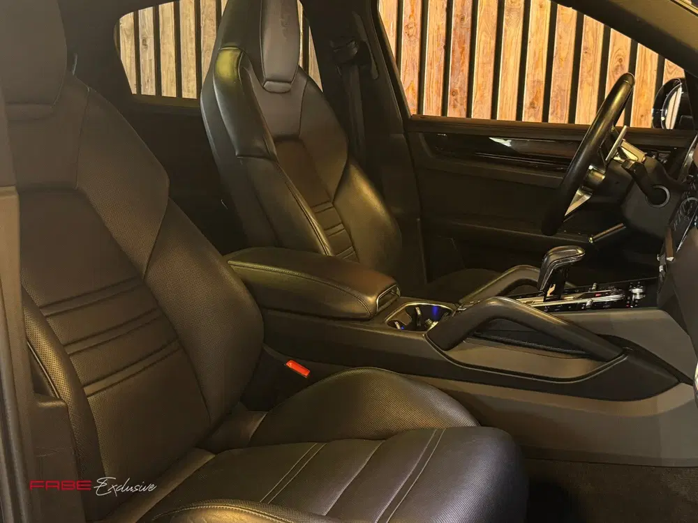 Porsche Cayenne Cayenne Coupé 3.0 uit 2021, foto 15
