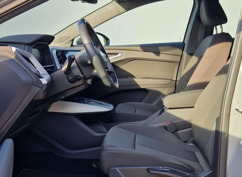 Audi Q4 e-tron 35 Launch edition 55 kWh uit 2021, foto 5