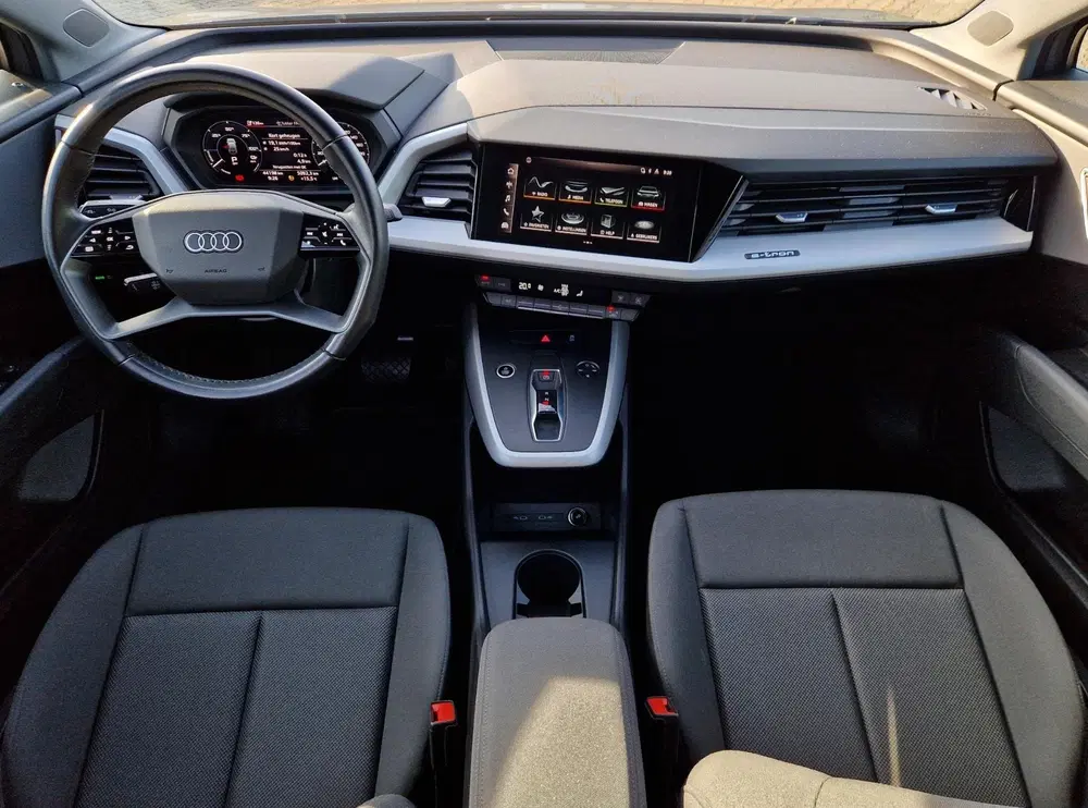 Audi Q4 e-tron 35 Launch edition 55 kWh uit 2021, foto 7