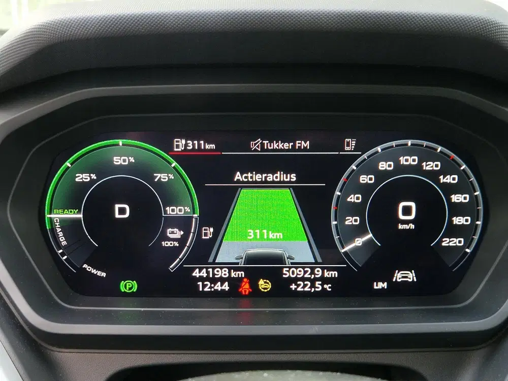 Audi Q4 e-tron 35 Launch edition 55 kWh uit 2021, foto 9