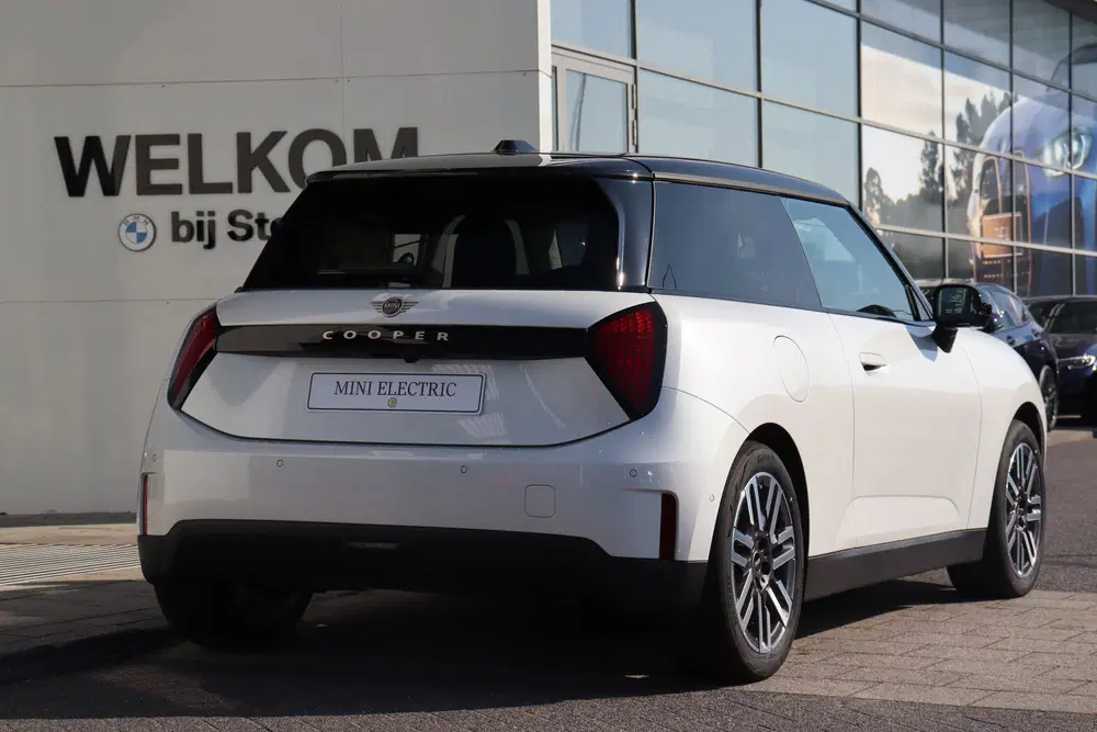 Mini Hatchback Cooper E uit 2026, foto 12