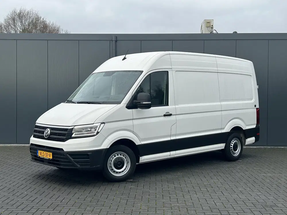 Volkswagen Crafter 35 2.0 TDI 141 PK DSG AUTOMAAT HIGHLINE+ uit 2021, foto 2