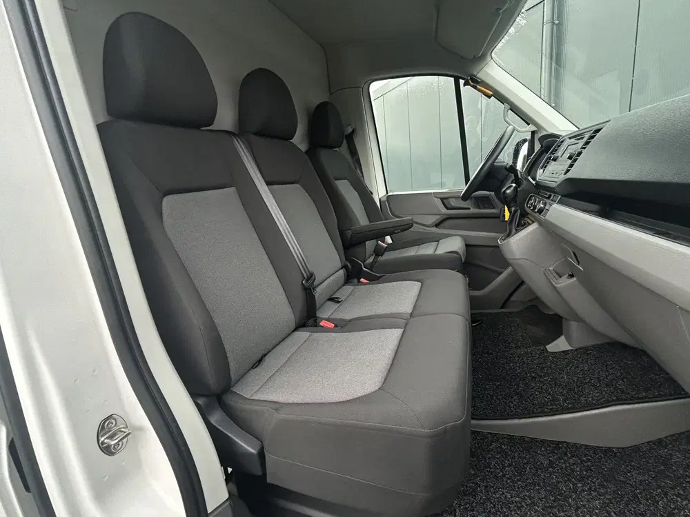 Volkswagen Crafter 35 2.0 TDI 141 PK DSG AUTOMAAT HIGHLINE+ uit 2021, foto 6