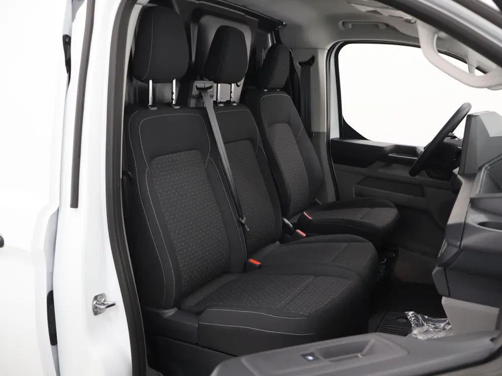 Ford Transit Custom 320 2.5 PHEV L1 H1 uit 2025, foto 9