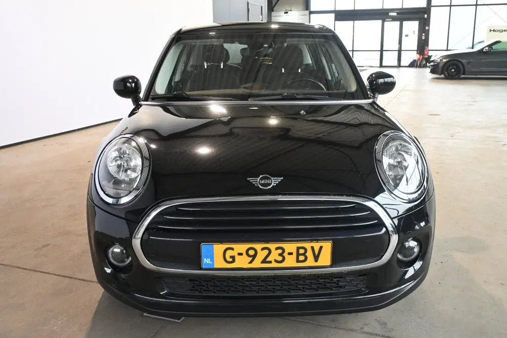 Mini Cooper 1.5 Cooper Airco Navigatie LED Cruise Cont uit 2019, foto 13
