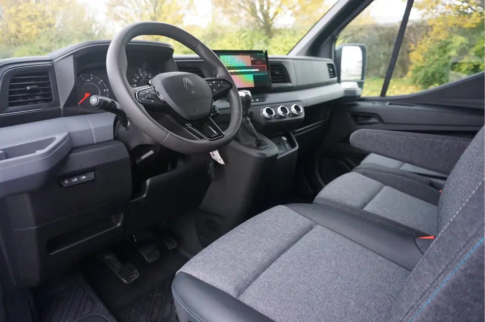 Renault Master T35 170PK L2H2 BPM VRIJ 10" R-Link Navi uit 2024, foto 10
