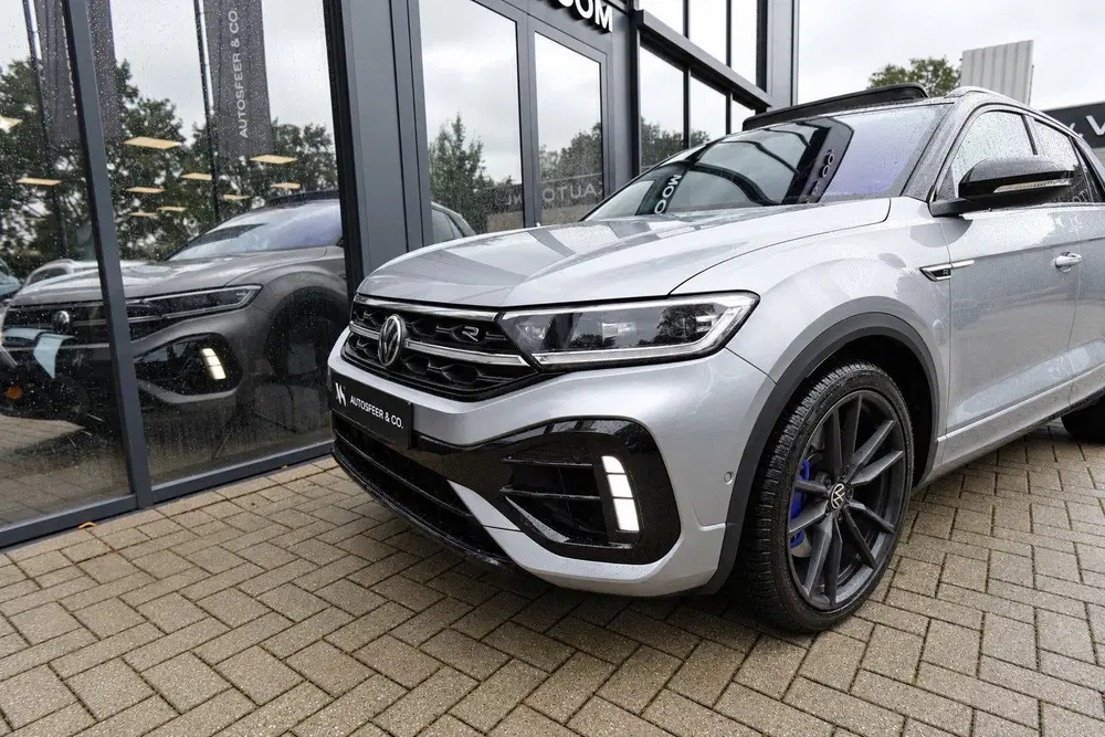Volkswagen T-Roc 2.0 TSI 4MOTION R AKRA PANO KEYLESS uit 2022, foto 10