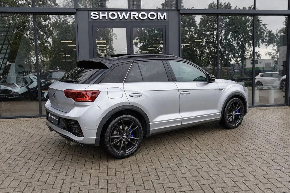 Volkswagen T-Roc 2.0 TSI 4MOTION R AKRA PANO KEYLESS uit 2022, foto 2