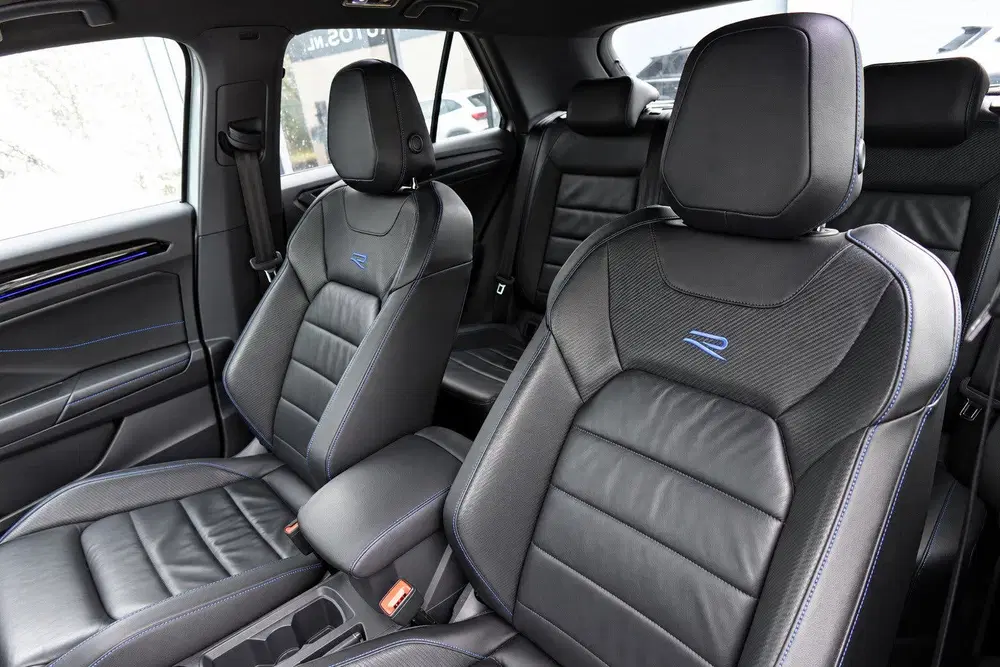 Volkswagen T-Roc 2.0 TSI 4MOTION R AKRA PANO KEYLESS uit 2022, foto 5