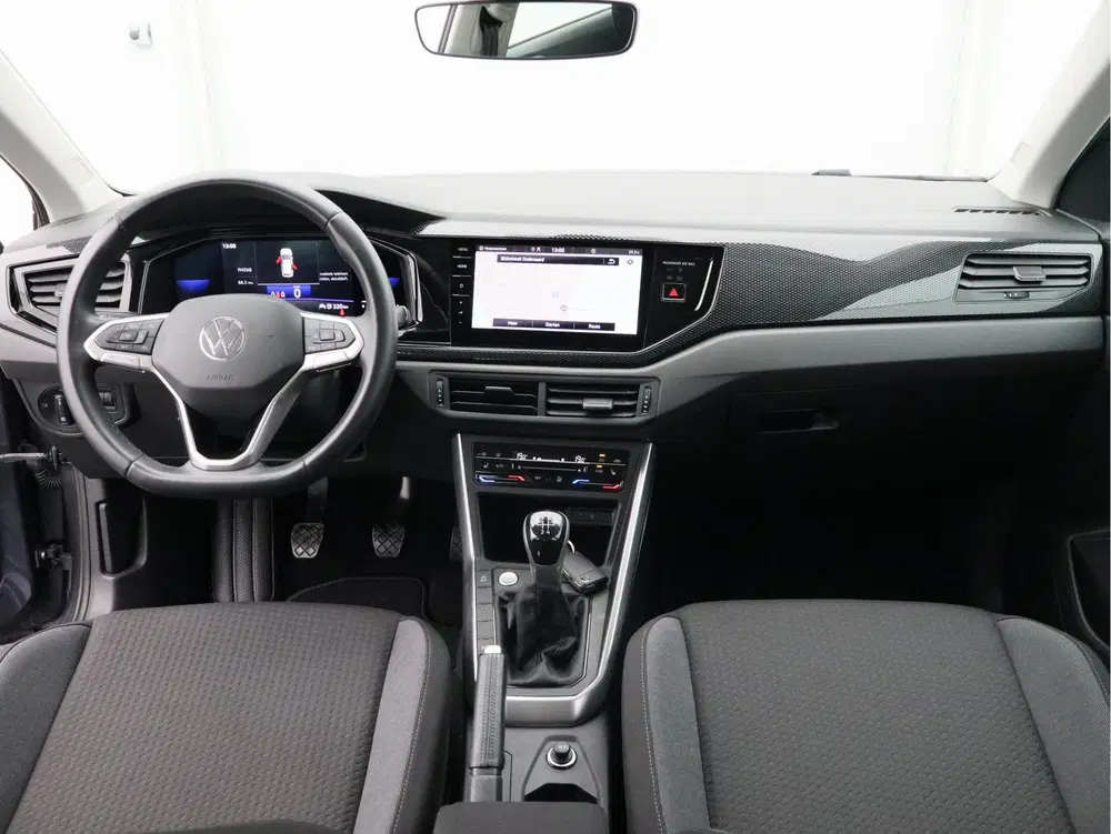 Volkswagen Polo 1.0 TSI Life Business uit 2022, foto 2