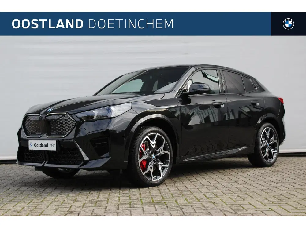 BMW iX2 xDrive30 M Sport uit 2026